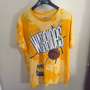 Golden State Warriors NBA Tie Dye Graphic Casual Yellow T-Shirt Size Medium NWT